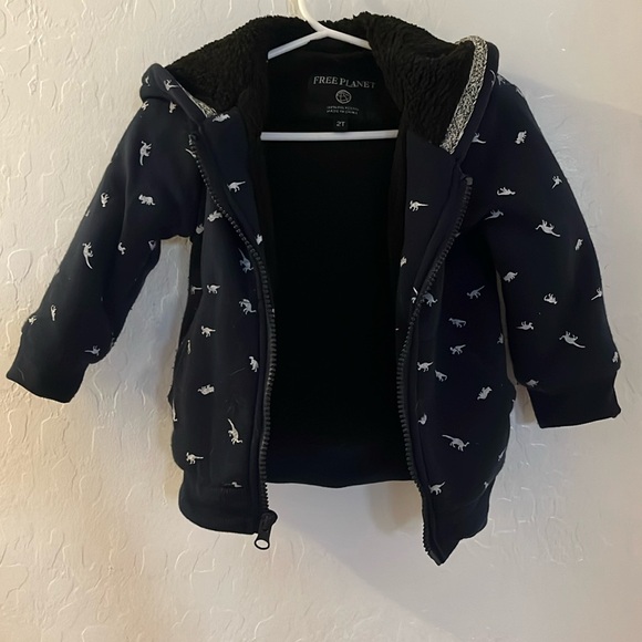 Sweater - Picture 1 of 4